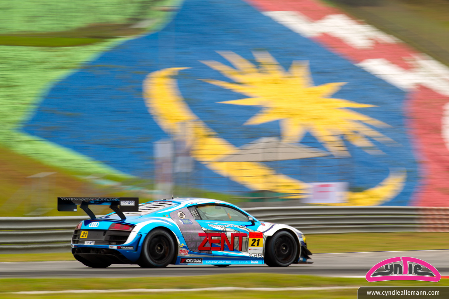 Super GT Sepang: Cyndie Allemann tests her physical limits in the Sepang heat inferno