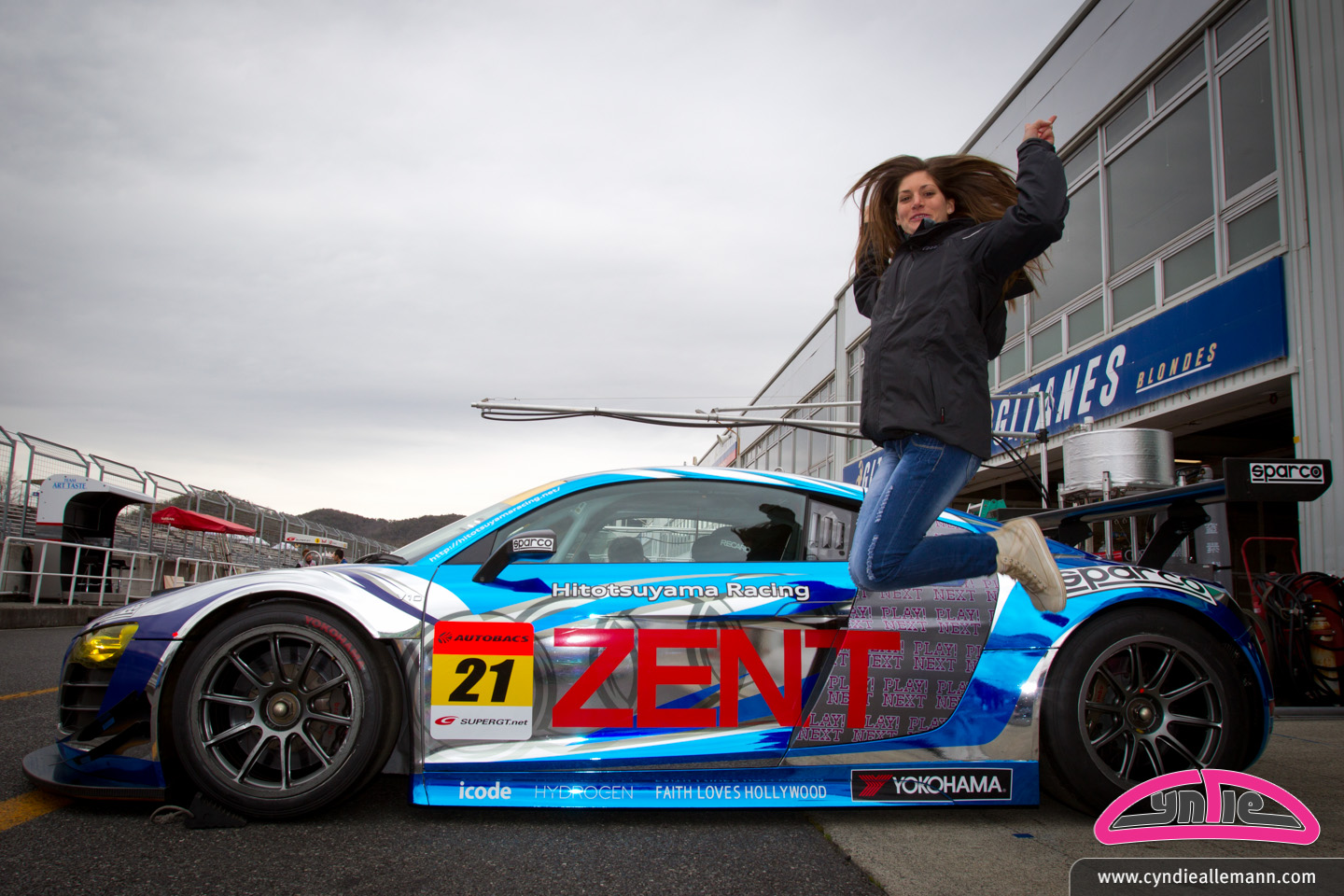 Premier test en Super GT: Cyndie Allemann passe le ‘rookie test’ avec succès